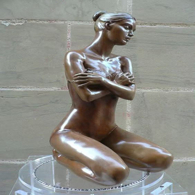 Bronze Female Nude Sculpture – Garden Decoration