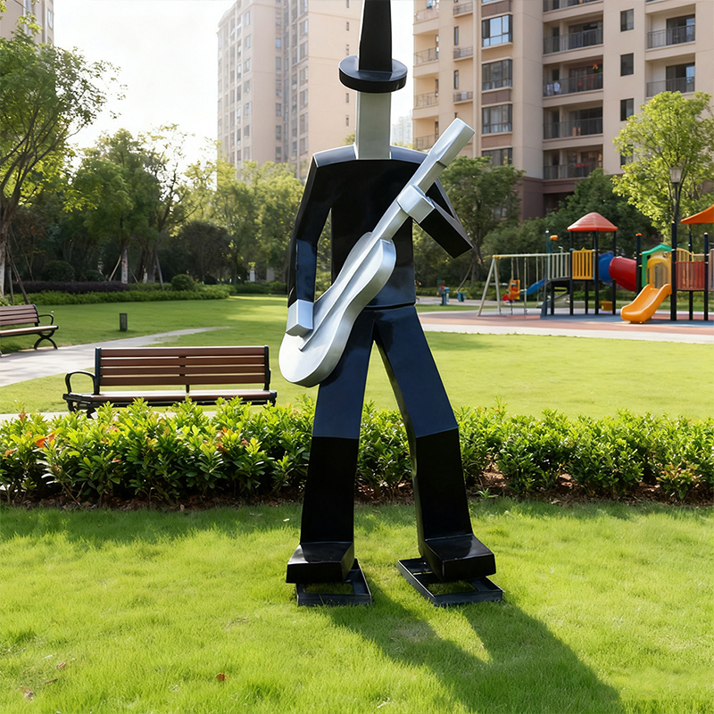 抽象的な「ギタリスト」デザインのグラスファイバー人間の彫刻